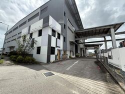 Loyang Crescent (D17), Factory #578706081